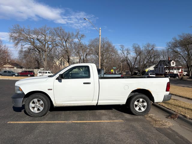 Image of Dodge Ram 1500 equipment image 2