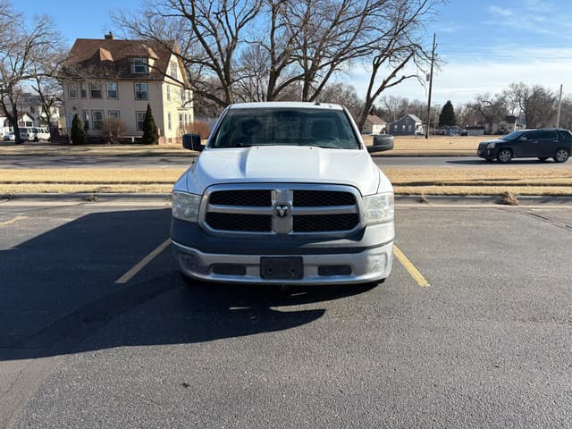 Image of Dodge Ram 1500 equipment image 2