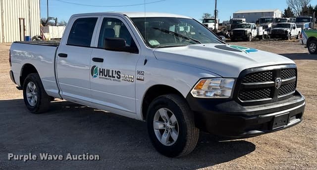 Image of Dodge Ram 1500 equipment image 2