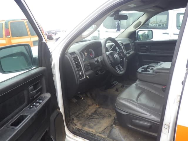 Image of Dodge Ram 1500 equipment image 4