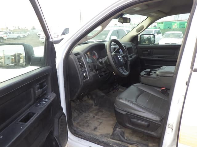 Image of Dodge Ram 1500 equipment image 4