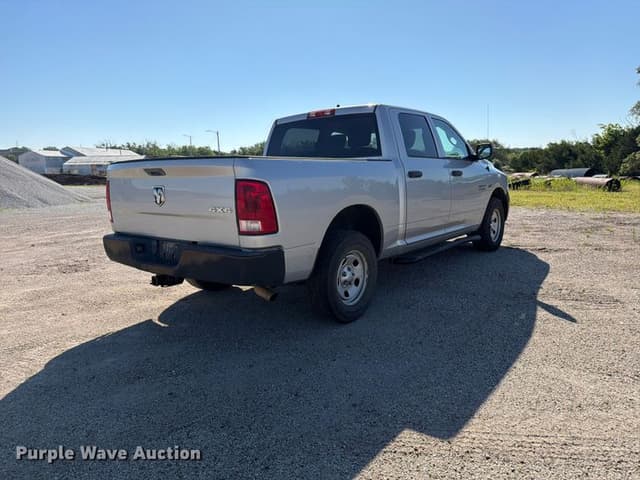 Image of Dodge Ram 1500 equipment image 4