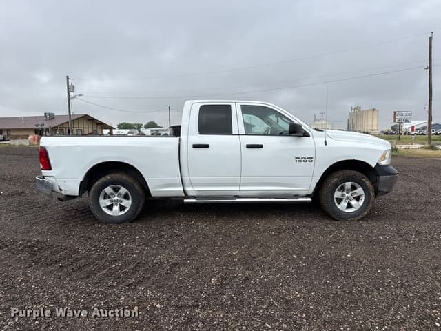 Image of Dodge Ram 1500 equipment image 3