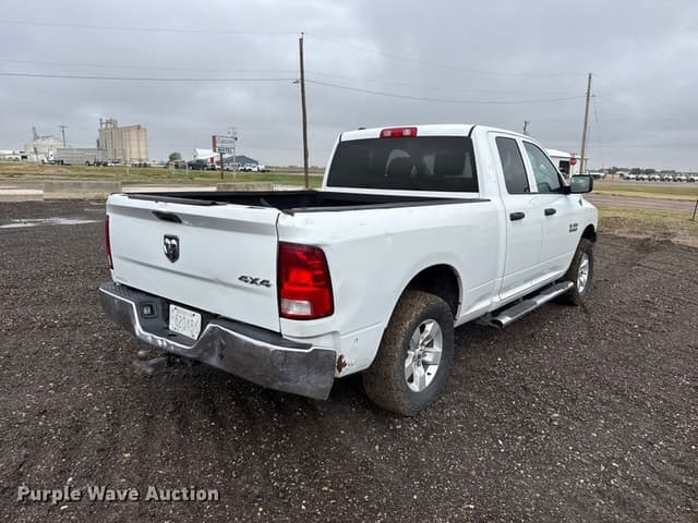 Image of Dodge Ram 1500 equipment image 4