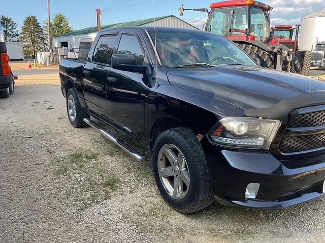 Image of Dodge Ram 1500 equipment image 4