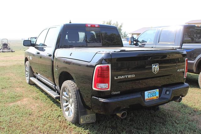 Image of Dodge Ram 1500 equipment image 3