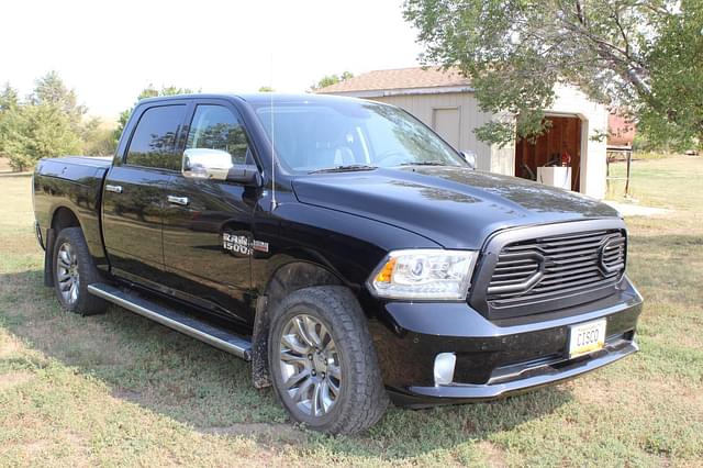 Image of Dodge Ram 1500 equipment image 1