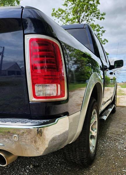 Image of Dodge Ram 1500 equipment image 4