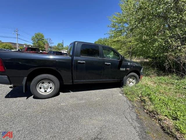Image of Dodge Ram 1500 equipment image 2