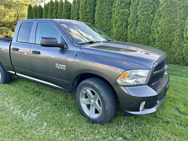 Image of Dodge Ram 1500 equipment image 2