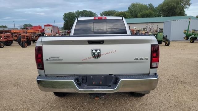 Image of Dodge Ram 1500 equipment image 3