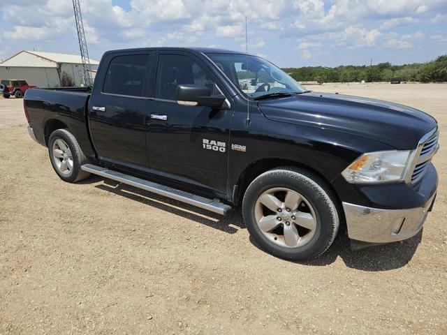 Image of Dodge Ram 1500 equipment image 3