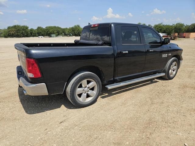 Image of Dodge Ram 1500 equipment image 4