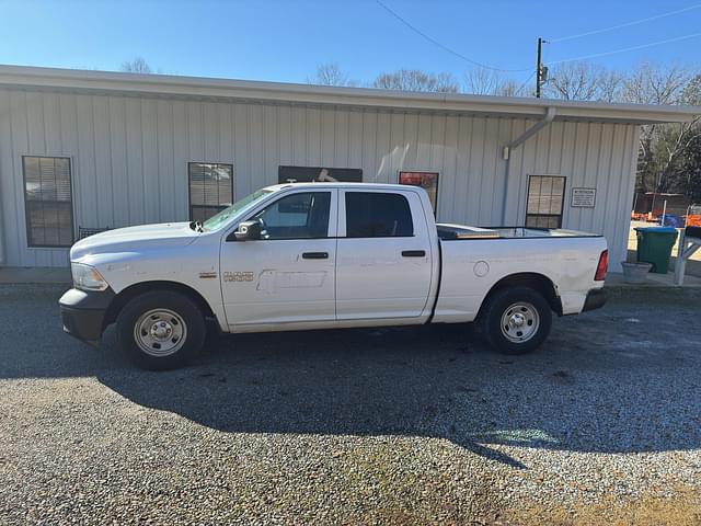 Image of Dodge Ram 1500 equipment image 1