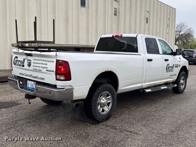 Image of Dodge Ram 2500 equipment image 4