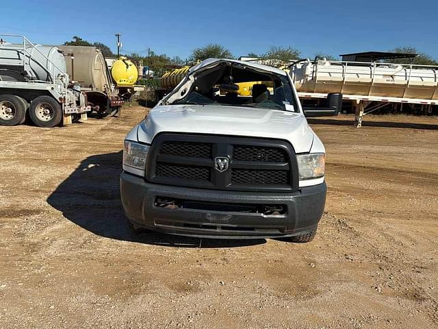 Image of Dodge Ram 2500HD equipment image 1