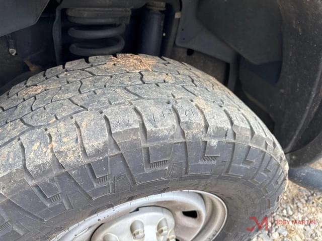 Image of Dodge Ram 2500 equipment image 3