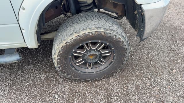 Image of Dodge Ram 2500 equipment image 3