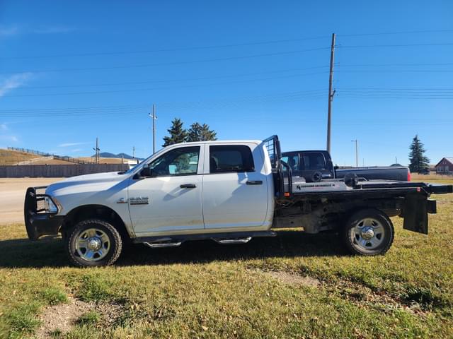 Image of Dodge Ram 2500 equipment image 2