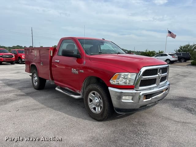 Image of Dodge Ram 2500 equipment image 2