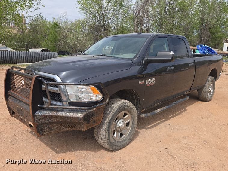 2014 Dodge Ram 2500HD Equipment Image0