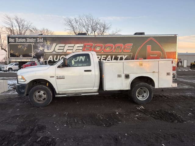 Image of Dodge Ram 3500 equipment image 1