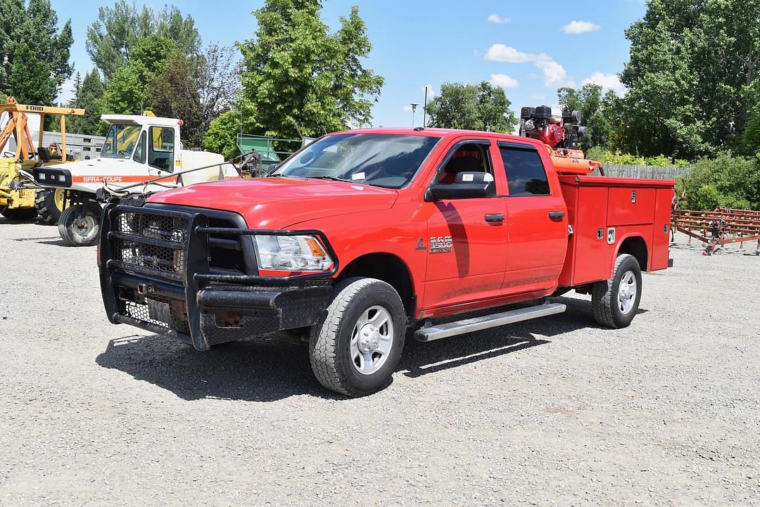 Image of Dodge Ram 3500 Primary image