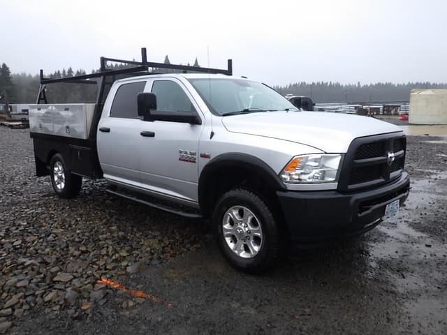 Image of Dodge Ram 3500 equipment image 2