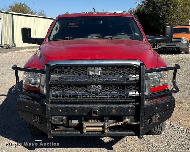 Image of Dodge Ram 3500 equipment image 1