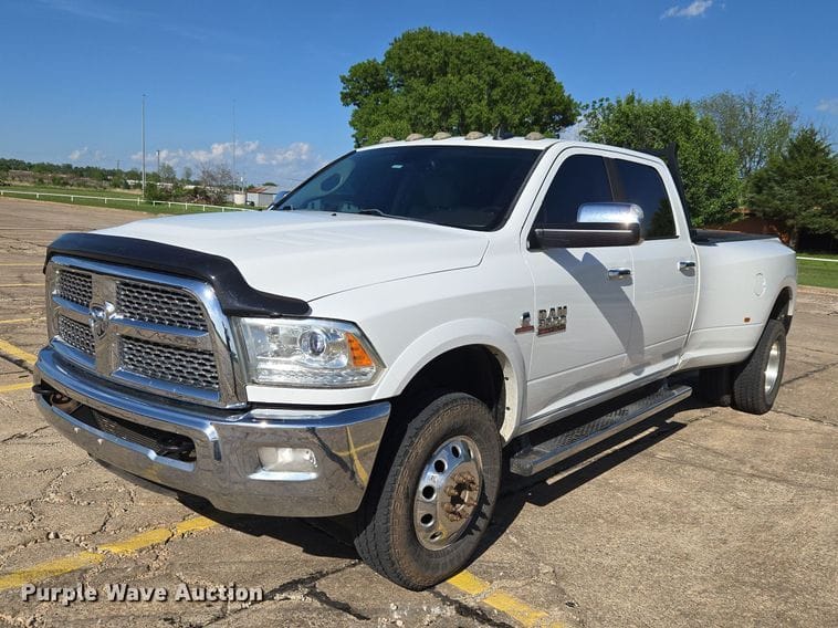 2014 Dodge Ram 3500HD Equipment Image0