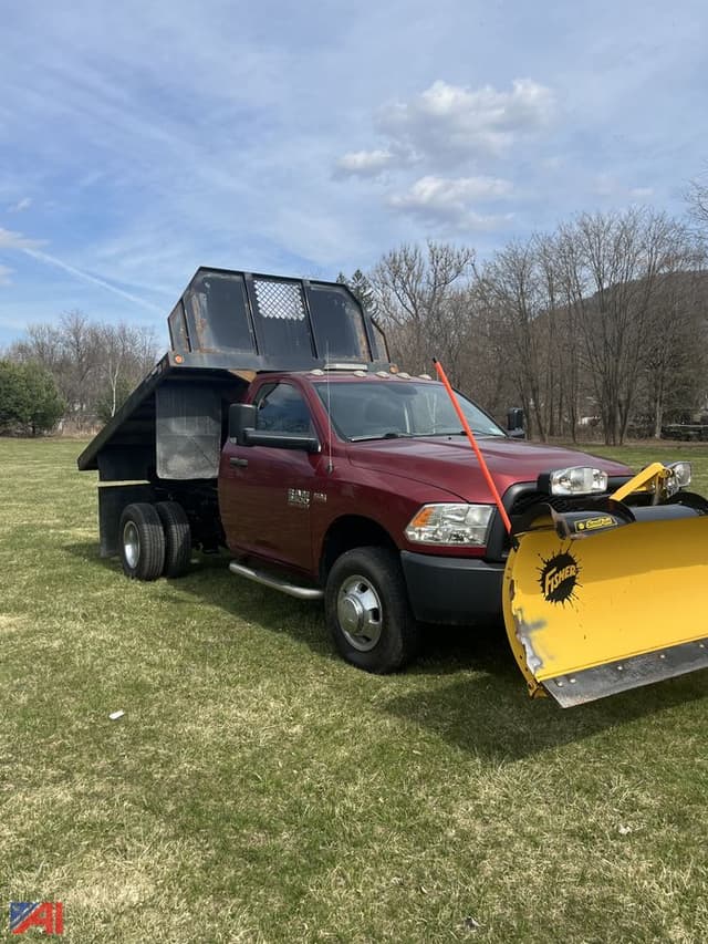 Image of Dodge Ram 3500 equipment image 3