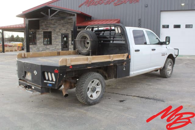 Image of Dodge Ram 3500HD equipment image 4