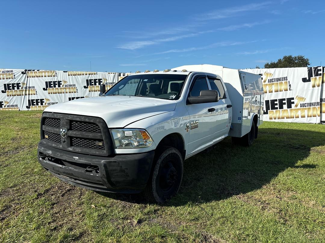 Image of Dodge Ram 3500 Primary image