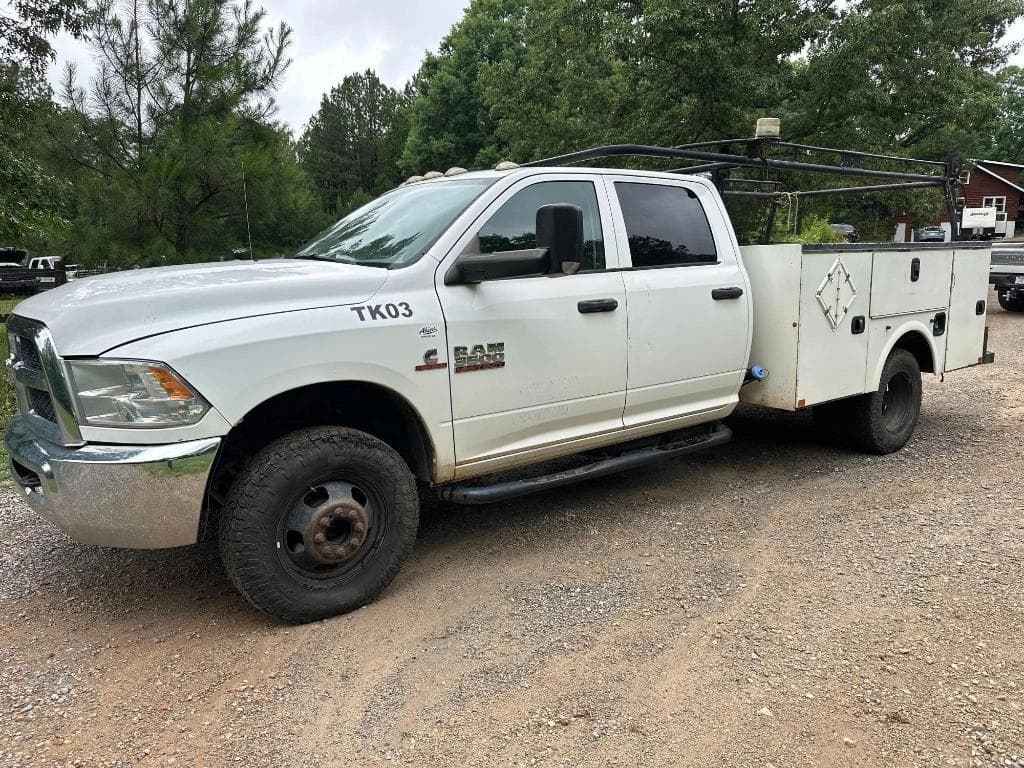 Image of Dodge Ram 3500 Primary image