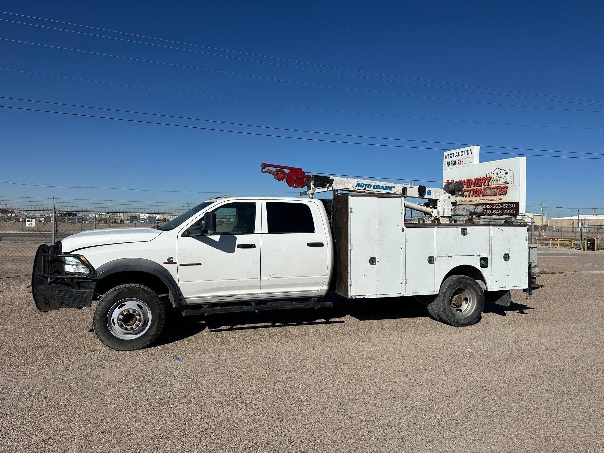 2014 Dodge Ram 4500HD Equipment Image0