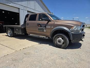 2014 Dodge Ram 5500 Equipment Image0