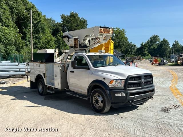 Image of Dodge Ram 5500 equipment image 2