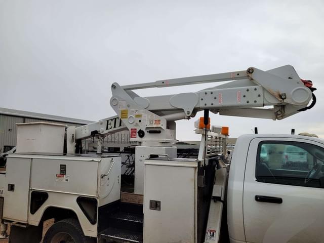 Image of Dodge Ram 5500 equipment image 3