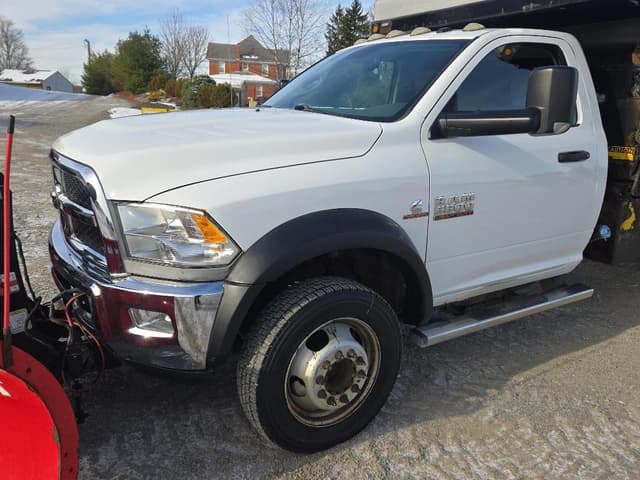 Image of Dodge Ram 5500 equipment image 2