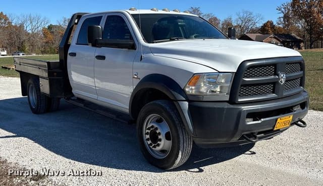 Image of Dodge Ram 5500 equipment image 2