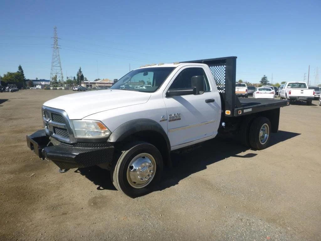 2014 Dodge Ram 5500 Equipment Image0