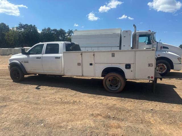 Image of Dodge Ram 5500HD equipment image 4