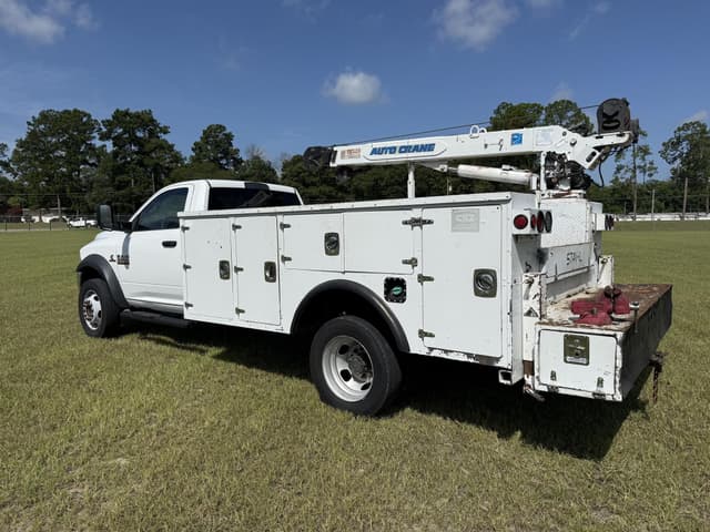 Image of Dodge Ram 5500 equipment image 2