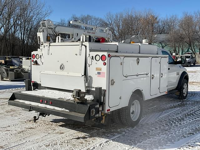 Image of Dodge Ram 5500HD equipment image 4