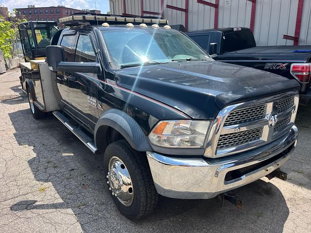 Image of Dodge Ram 5500 equipment image 2