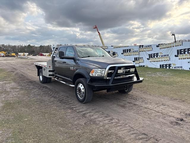 Image of Dodge Ram 5500 equipment image 2