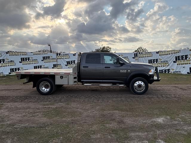 Image of Dodge Ram 5500 equipment image 3