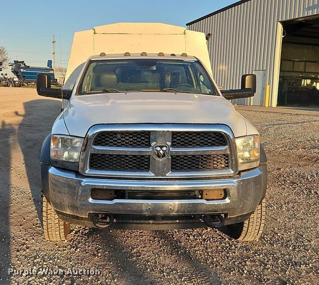 Image of Dodge Ram 5500 equipment image 1