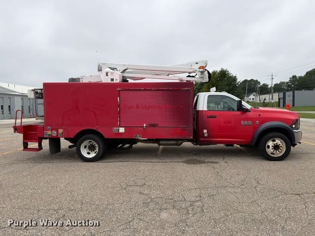 Image of Dodge Ram 5500HD equipment image 3