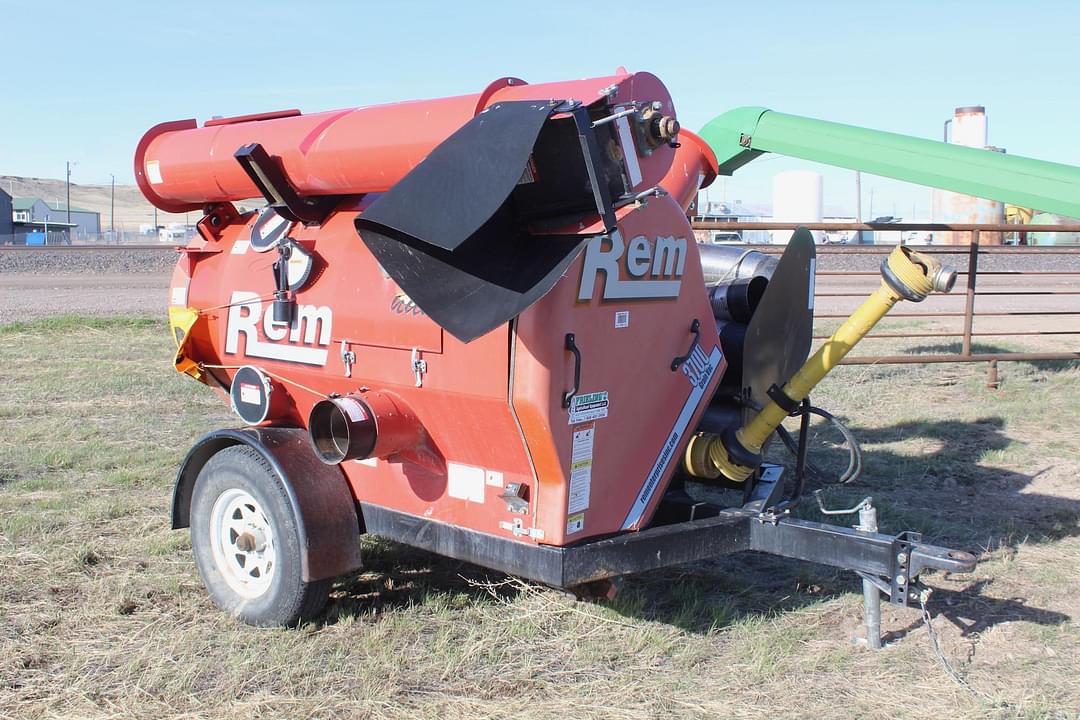 Image of REM 3700 Primary image